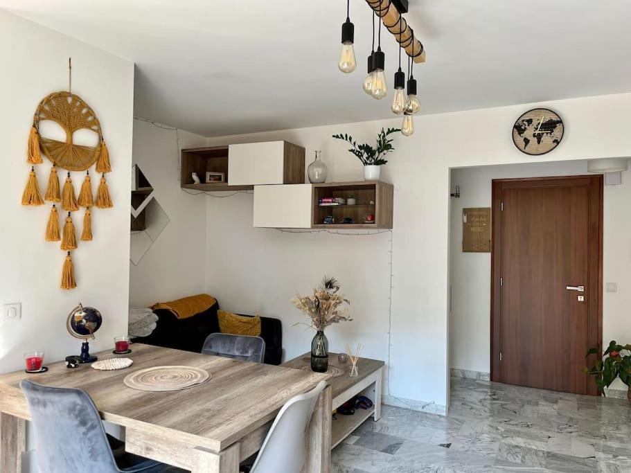 Appartement Beau 2 Pieces,Terrasse, Parking Menton Centre Extérieur photo